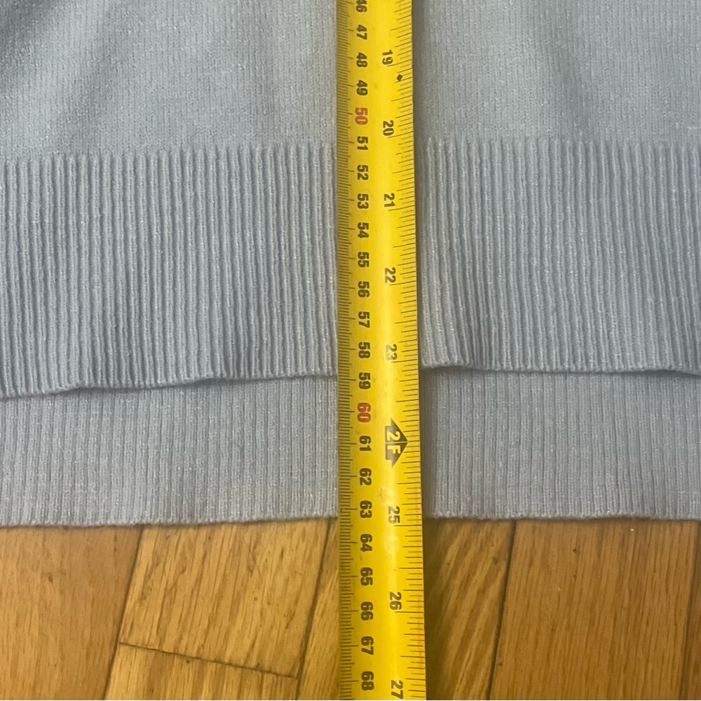 NWT Light Blue V-Neck Collared Sweater - Picture 9 of 9